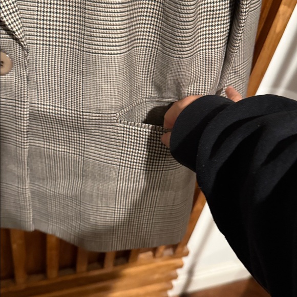 Vintage Gianni Sport 100% wool Herringbone Relaxed Oversized Blazer. Size 10 - Picture 7 of 12
